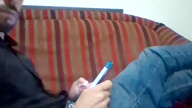 Snapshot of hossein-iraq chatting on March 6, 2025, 7:32 pm hossein-iraq online show from March 6, 2025, 7:32 pm