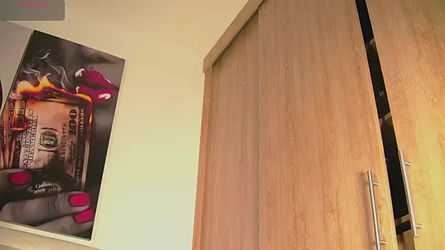 aidaadams online show from October 2, 2025, 11:28 am