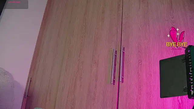 aidaadams online show from October 19, 2025, 11:00 am