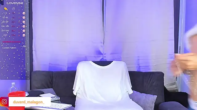 Snapshot of Demian_cute18 chatting on March 15, 2025, 7:42 am Demian cute18 online show from March 15, 2025, 7:42 am