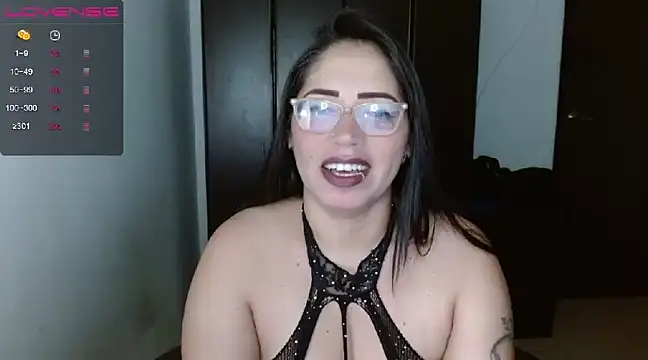 natashasmithe online show from February 3, 2025, 12:03 pm