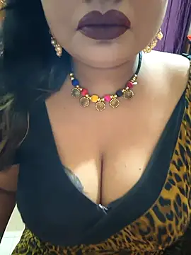 YR-SHIVANI online show from September 13, 2025, 6:13 am