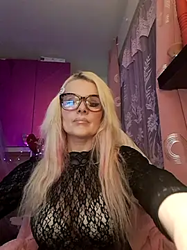 Angeldevilus online show from February 28, 2025, 5:48 pm