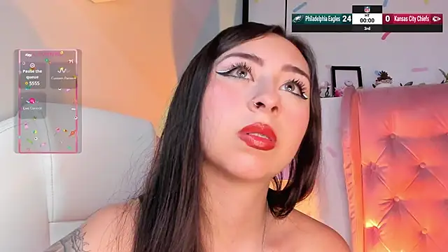  cloe martinez online show from February 10, 2025, 5:47 am