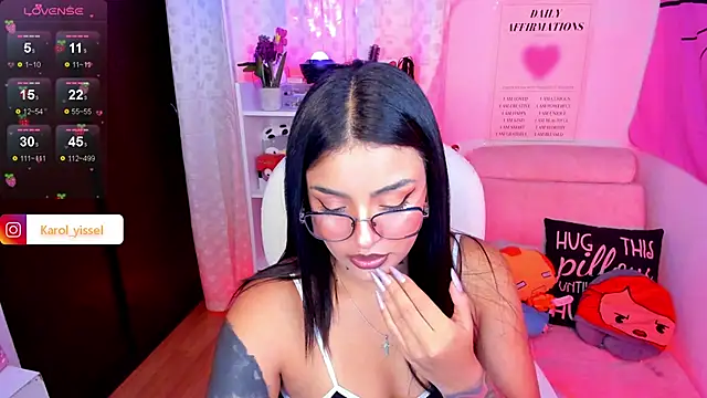 Hinataw33d01 online show from January 15, 2025, 4:15 am