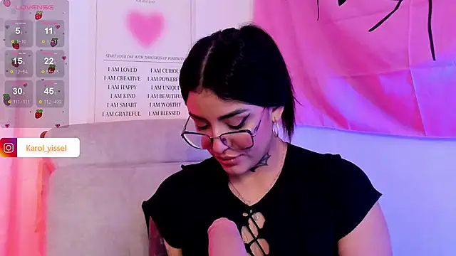 Hinataw33d01 online show from March 15, 2025, 8:21 pm