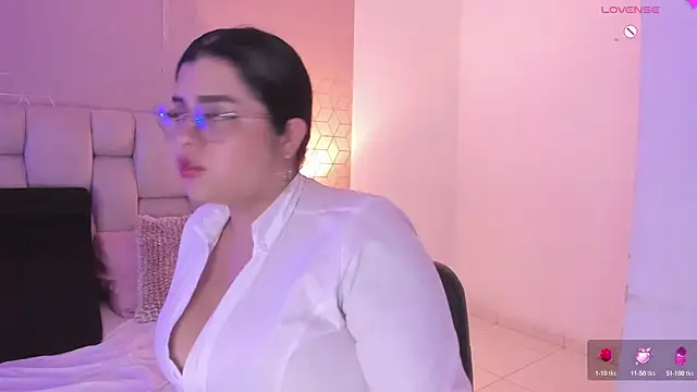 Emilyboobss online show from March 17, 2025, 9:55 am