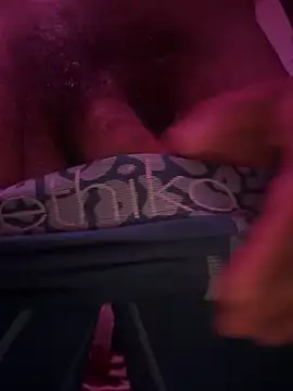 jmoney232303 online show from April 18, 2026, 4:05 am