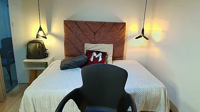 Snapshot of MariamCute_ chatting on February 25, 2026, 7:34 pm MariamCute online show from February 25, 2026, 7:34 pm