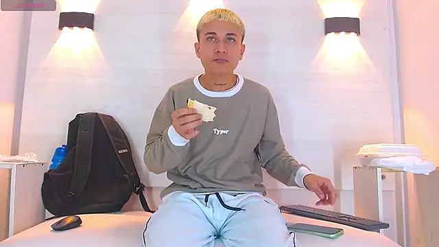 jeic 18 online show from October 10, 2025, 3:55 pm