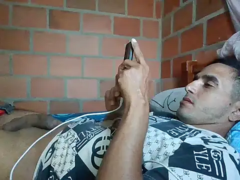 jhonnyhot 69 online show from February 13, 2026, 10:28 pm