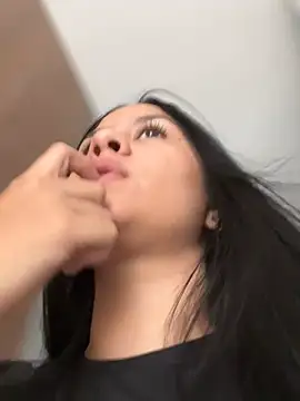 KattyPortman online show from March 8, 2025, 3:02 pm