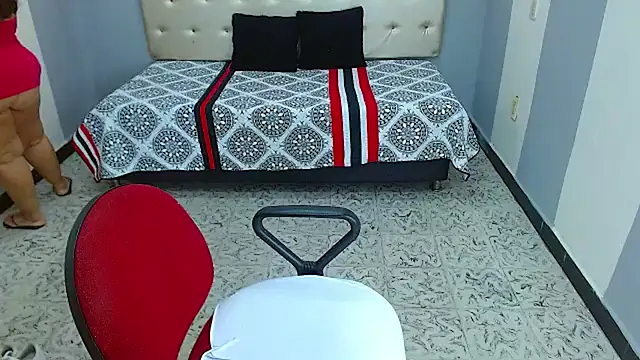 Hazel donna online show from February 7, 2025, 9:37 am