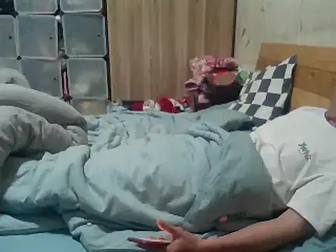 Snapshot of Beijing2000 chatting on March 2, 2025, 3:59 pm Beijing2000 online show from March 2, 2025, 3:59 pm