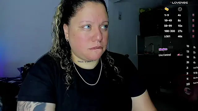 mariana maze online show from February 22, 2025, 4:51 am