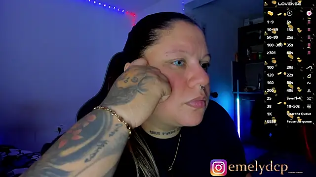 mariana maze online show from March 17, 2026, 12:52 pm