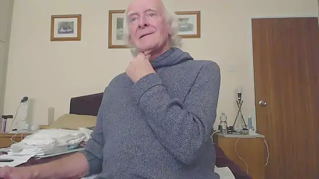 WaverlyKernow online show from February 26, 2025, 4:03 pm