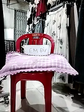  Vitamin Sex  online show from October 8, 2025, 1:58 am