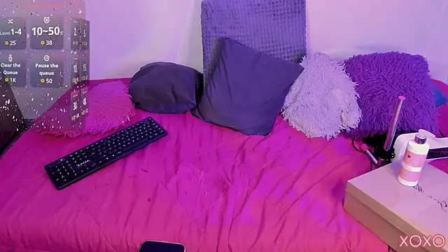 honeykitty 777 online show from March 14, 2026, 3:23 am