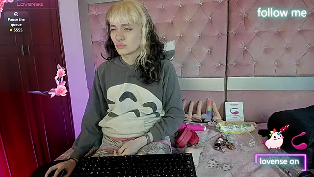 neeko princes online show from April 9, 2026, 12:32 pm