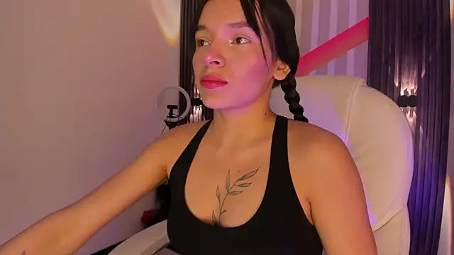  shantal smith online show from June 3, 2026, 1:08 am