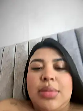 Emily cooper20 online show from September 28, 2025, 10:15 pm