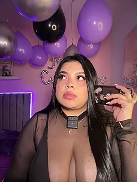 Emily cooper20 online show from April 22, 2026, 3:20 am