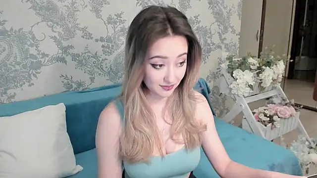 Snapshot of AlexaJang chatting on January 17, 2025, 6:44 pm AlexaJang online show from January 17, 2025, 6:44 pm