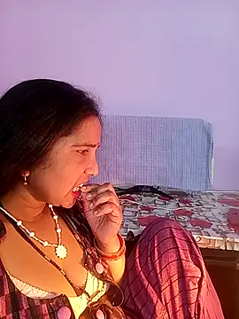 reemacouple007 online show from February 20, 2026, 6:26 am