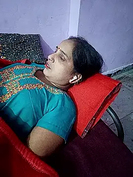 reemacouple007 online show from March 21, 2026, 8:45 pm