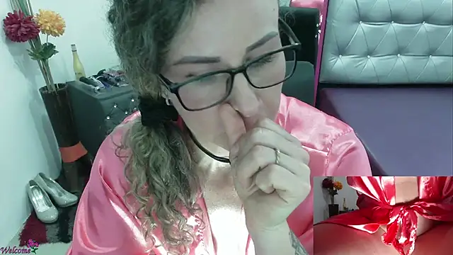 ViickySexy online show from January 31, 2025, 10:52 pm