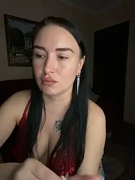 Roxana Bell online show from April 10, 2026, 5:39 pm