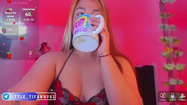 little tifanny82 online show from January 12, 2026, 2:33 pm