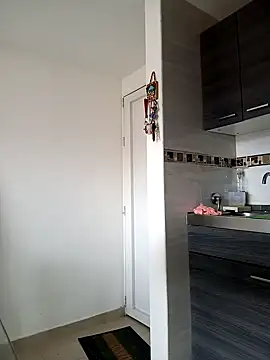 tata laima   online show from February 10, 2025, 5:19 pm