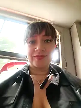 tata laima   online show from April 14, 2026, 3:07 pm