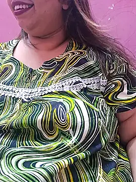 Snapshot of Ravina_patil1 chatting on January 28, 2025, 8:25 am Ravina patil1 online show from January 28, 2025, 8:25 am