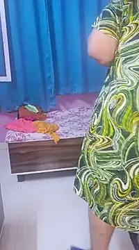 Snapshot of Ravina_patil1 chatting on March 3, 2025, 10:20 pm Ravina patil1 online show from March 3, 2025, 10:20 pm