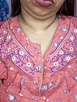 Ravina patil1 online show from March 17, 2026, 7:28 pm