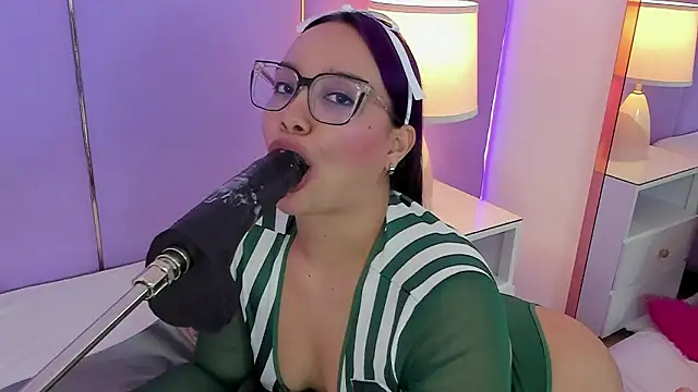 SophyRuiz  online show from January 16, 2026, 11:58 am