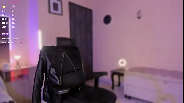 Jess Collen online show from February 27, 2025, 10:59 am