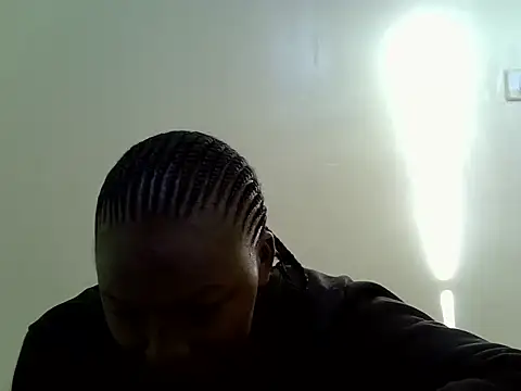 Snapshot of candililie chatting on May 4, 2026, 5:14 am candililie online show from May 4, 2026, 5:14 am