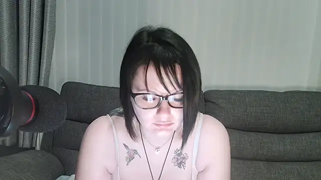 SquirtingIrishShannon online show from December 4, 2024, 9:35 pm