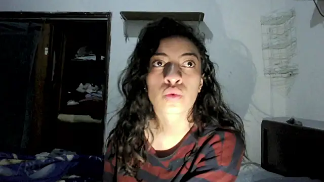Snapshot of stephybrowm7 chatting on July 4, 2026, 3:07 pm stephybrowm7 online show from July 4, 2026, 3:07 pm