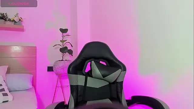 enma30  online show from October 6, 2025, 5:43 pm