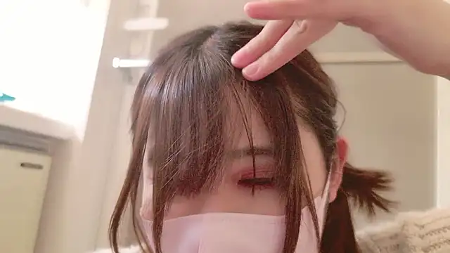 Megu Melon online show from November 19, 2025, 3:34 pm