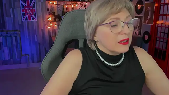 sugar vivien online show from February 13, 2025, 7:21 pm