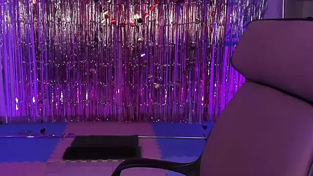 sugar vivien online show from March 19, 2025, 12:23 pm