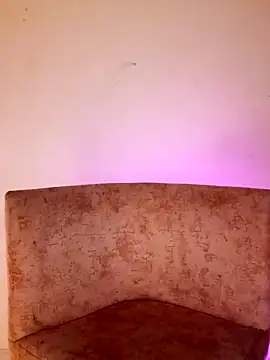 Eyleen 24 online show from February 4, 2025, 5:55 pm