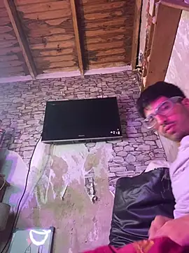 FlorBich online show from April 1, 2026, 1:50 am