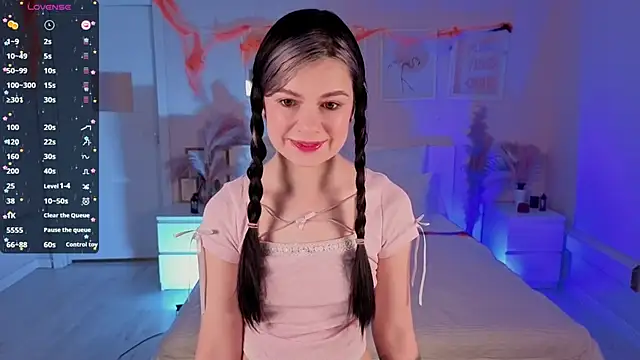 Lil Amelie online show from November 8, 2025, 10:26 am